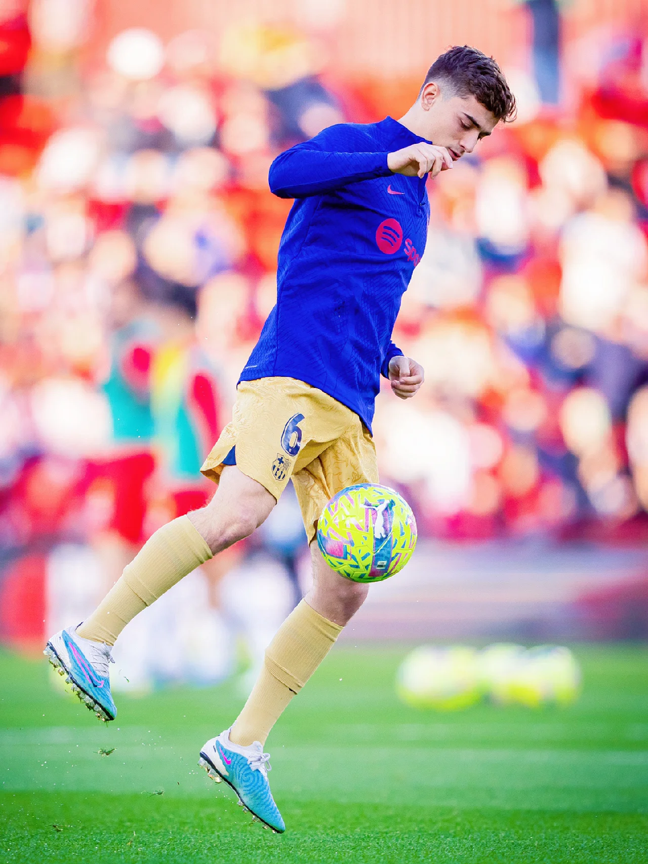 JJB-Ming在巴塞罗那比赛中逆转，挺进下一轮引发热议！的简单介绍